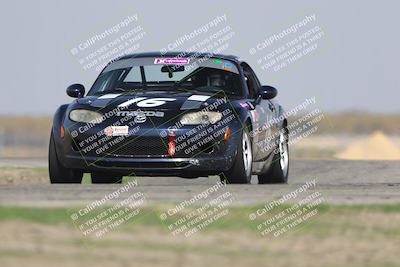 media/Oct-25-2025-CalClub SCCA (Sat) [[34c778dfbe]]/Group 2/Qualifying/